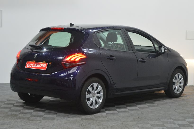 PEUGEOT 208 2018 - Photo n°4