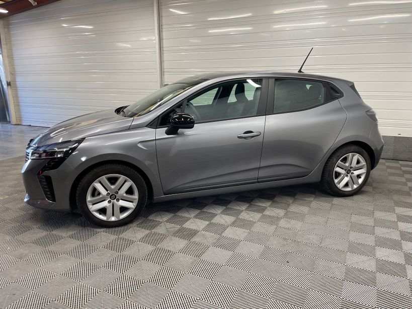 RENAULT CLIO V 2024 - Photo n°4