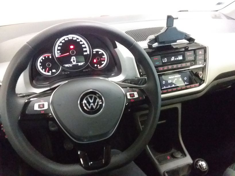 VOLKSWAGEN UP! 2.0 2022 - Photo n°24