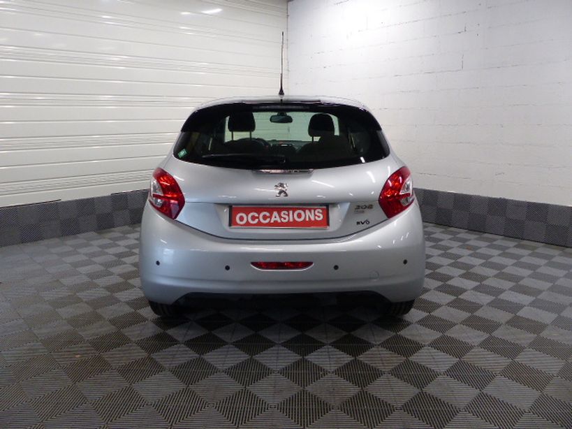 PEUGEOT 208 2013 - Photo n°20