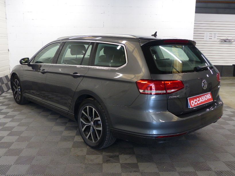VOLKSWAGEN PASSAT SW 2018 - Photo n°22