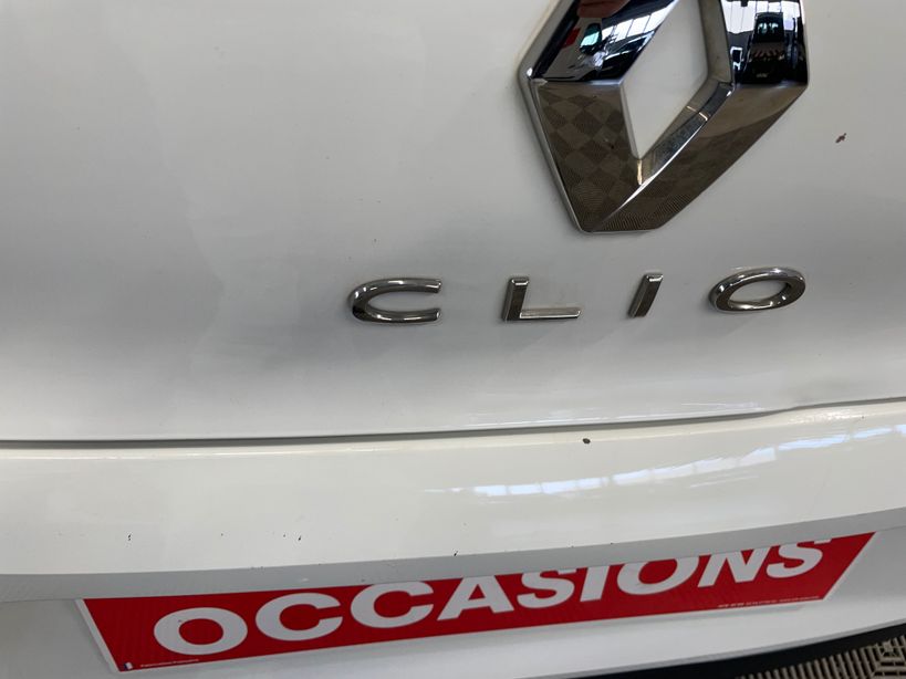 RENAULT CLIO V 2021 - Photo n°25