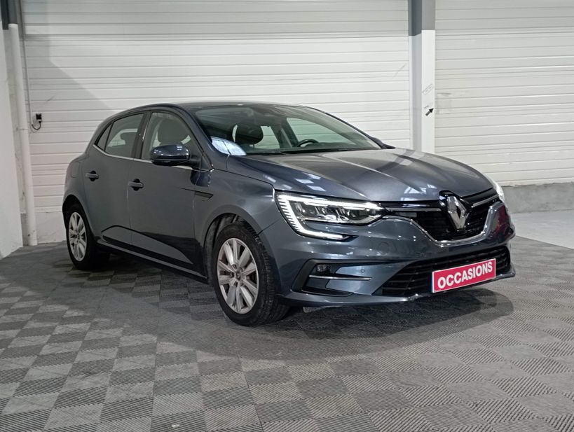 RENAULT MEGANE IV BERLINE 2020 - Photo n°3