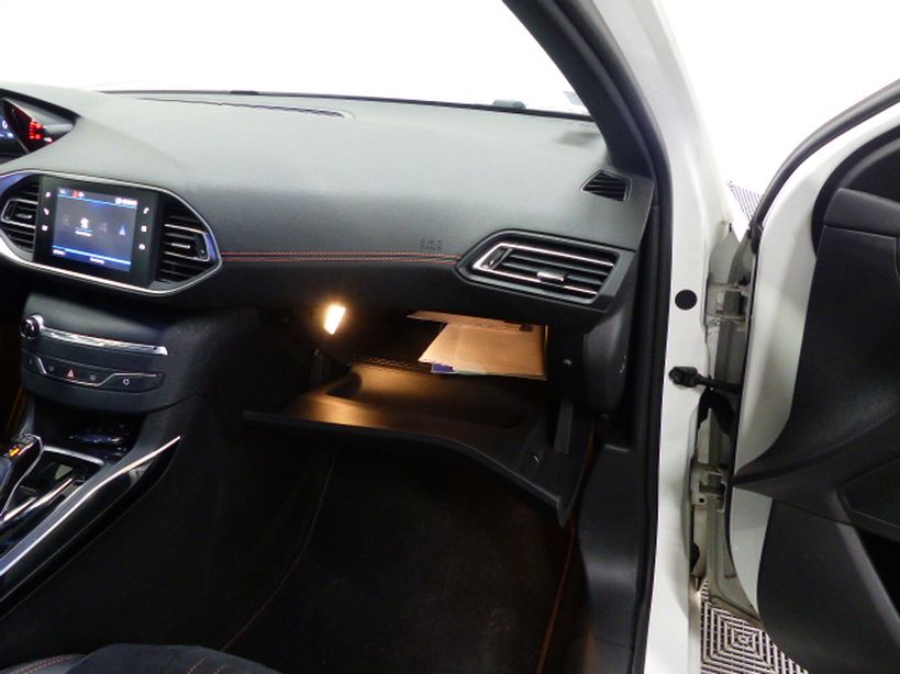 PEUGEOT 308 SW 2020 - Photo n°31
