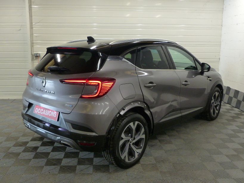 RENAULT CAPTUR 2022 - Photo n°6