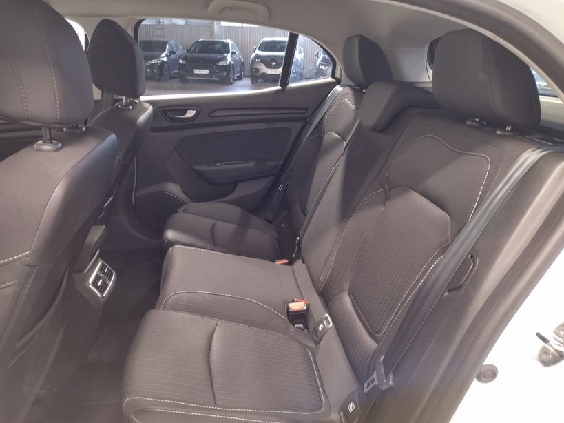RENAULT MEGANE IV BERLINE BUSINESS 2020 - Photo n°19
