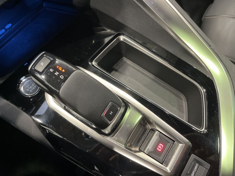 PEUGEOT 3008 2019 - Photo n°19