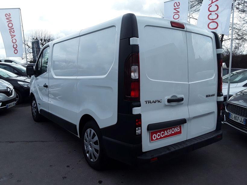 RENAULT TRAFIC III FG 2015 - Photo n°3