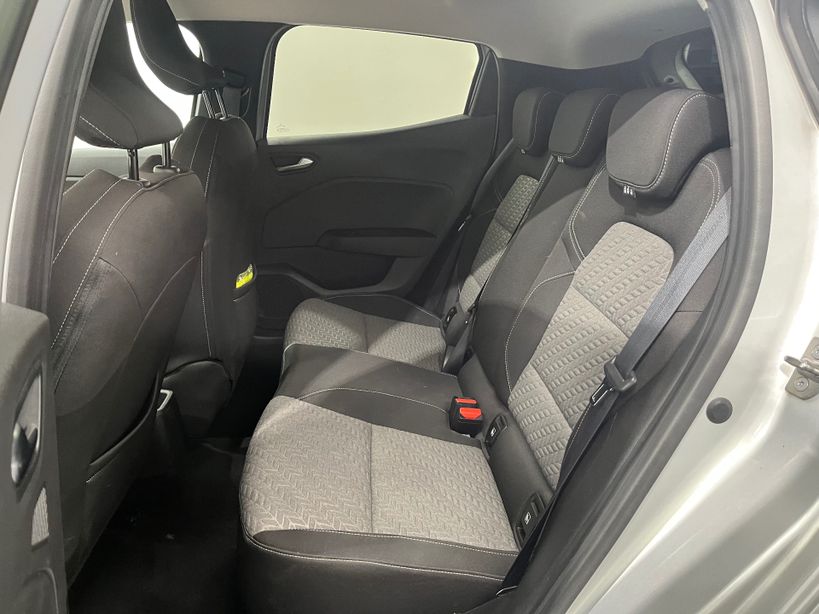 RENAULT CLIO V 2023 - Photo n°29