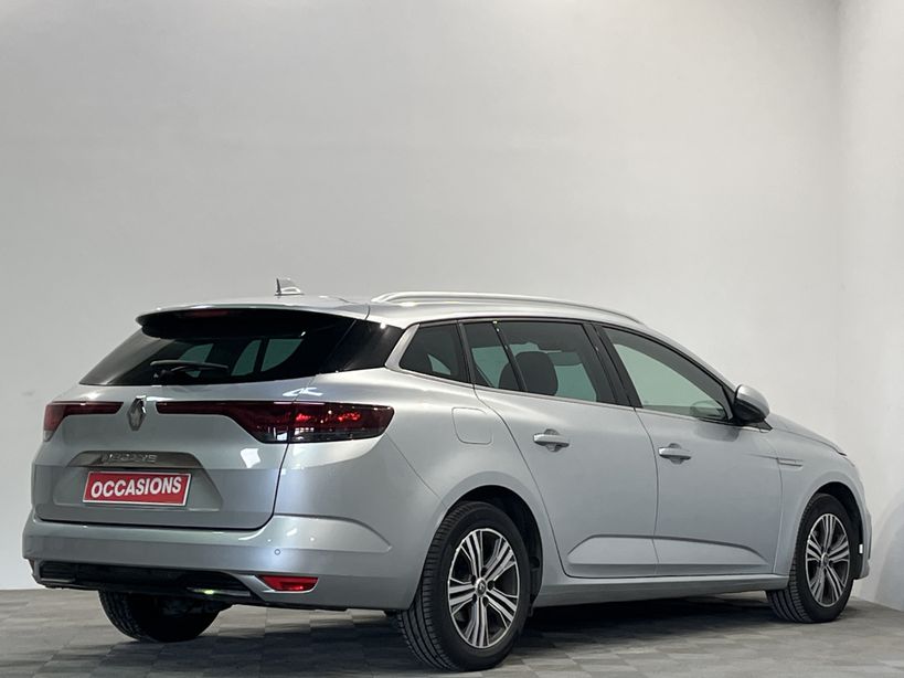 RENAULT MEGANE IV ESTATE 2021 - Photo n°3