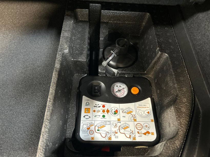 RENAULT CAPTUR 2022 - Photo n°38
