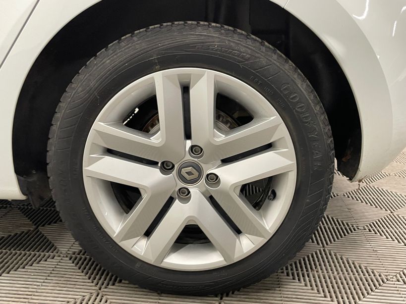 RENAULT CLIO V 2021 - Photo n°29