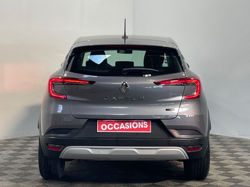 RENAULT CAPTUR 2023 - Photo n°6