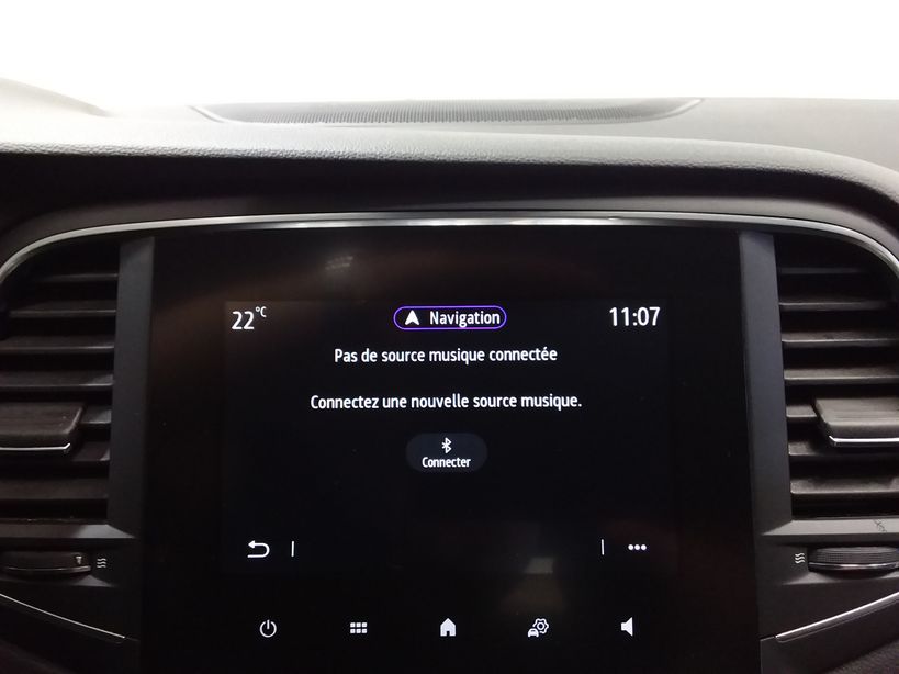 RENAULT MEGANE IV BERLINE 2020 - Photo n°17