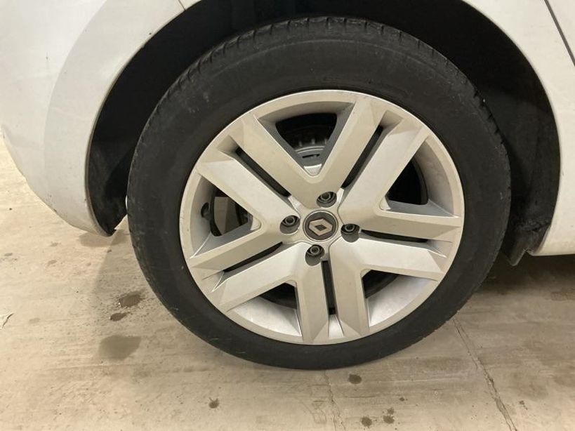 RENAULT CLIO V 2021 - Photo n°1