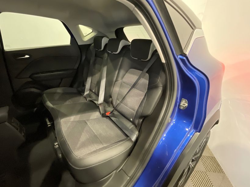 RENAULT CAPTUR 2023 - Photo n°10