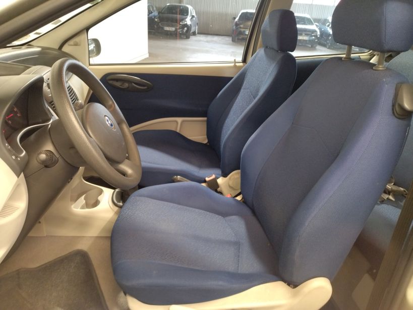 FIAT PUNTO 2004 - Photo n°7
