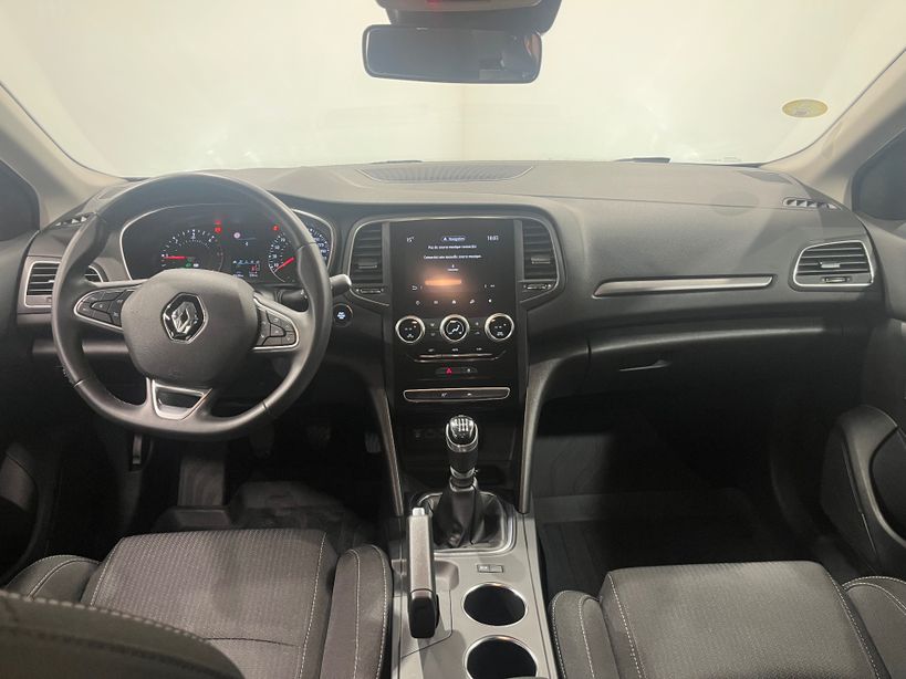 RENAULT MEGANE IV BERLINE 2022 - Photo n°32