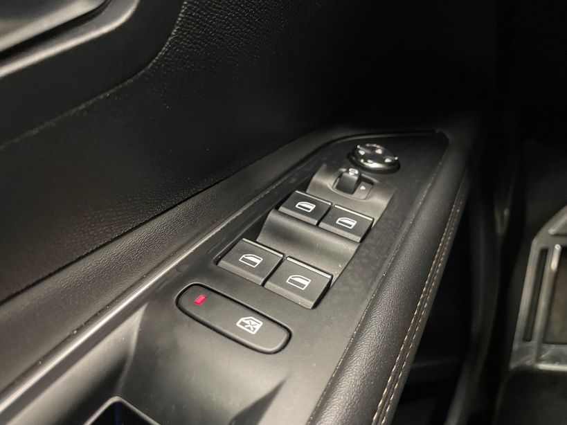 PEUGEOT 3008 2023 - Photo n°17