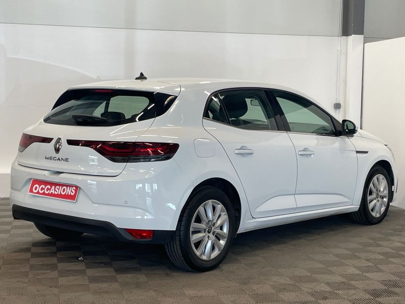 RENAULT MEGANE IV BERLINE 2021 - Photo n°4