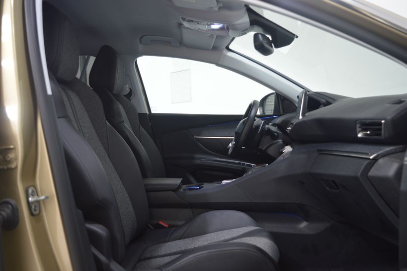 PEUGEOT 5008 2018 - Photo n°8