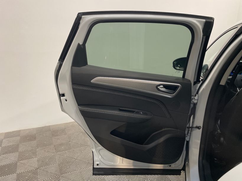 RENAULT ARKANA 2023 - Photo n°38