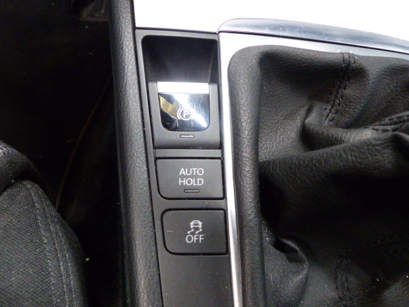 VOLKSWAGEN PASSAT 2013 - Photo n°22