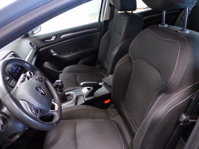 RENAULT MEGANE IV ESTATE 2020 - Photo n°6