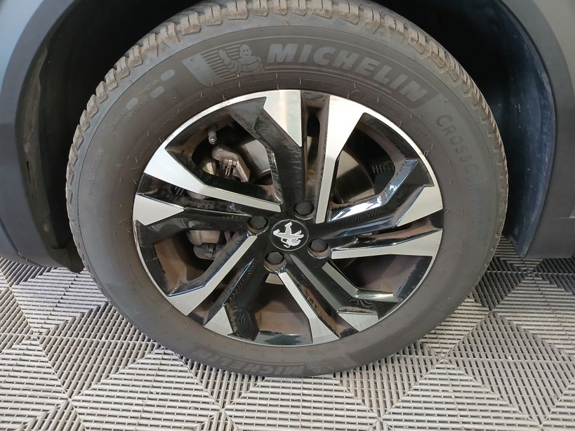 PEUGEOT 2008 2023 - Photo n°8
