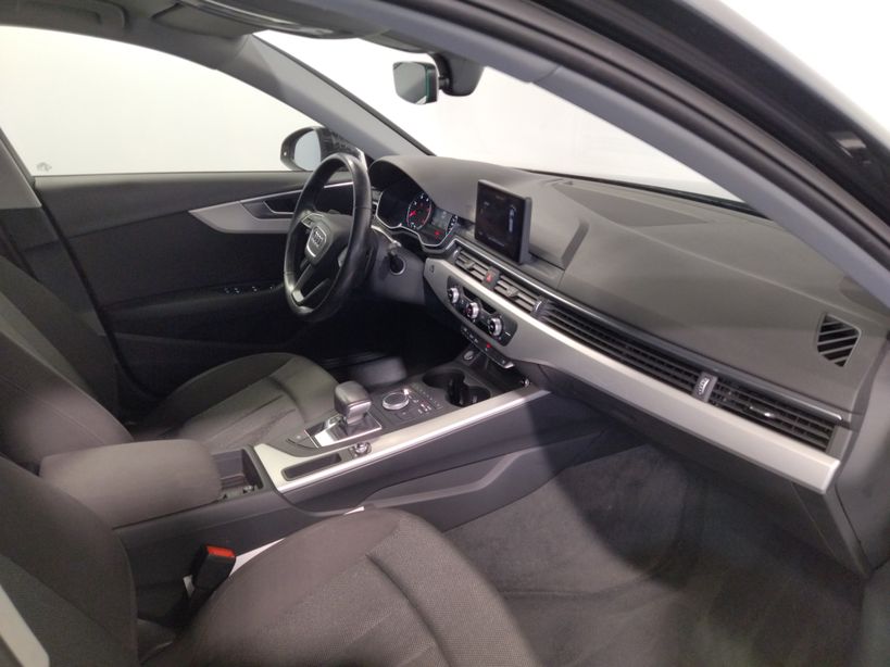 AUDI A4 AVANT BUSINESS 2015 - Photo n°9