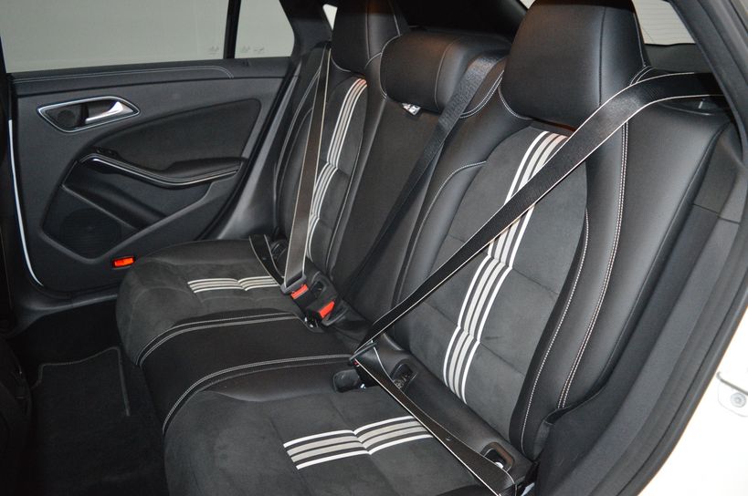 MERCEDES CLASSE CLA SHOOTING BRAKE 2017 - Photo n°9