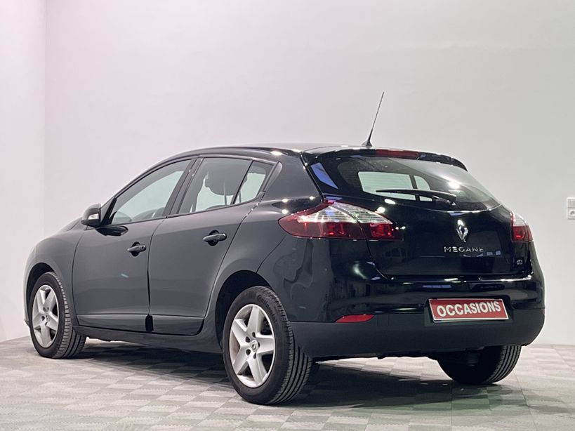 RENAULT MEGANE III BERLINE 2015 - Photo n°4