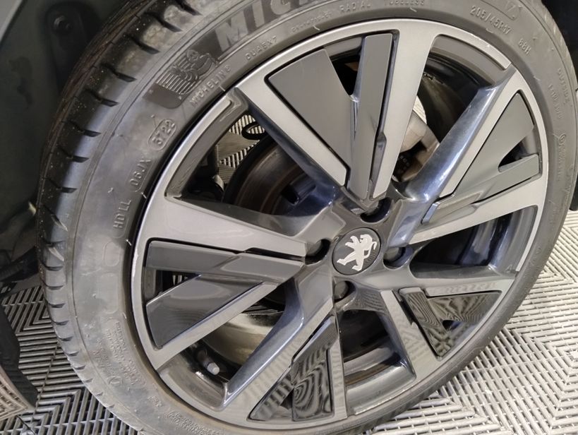 PEUGEOT 208 2023 - Photo n°6