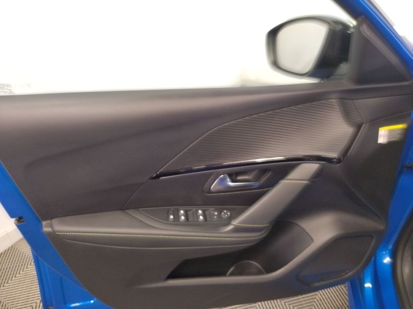 PEUGEOT 208 2020 - Photo n°10