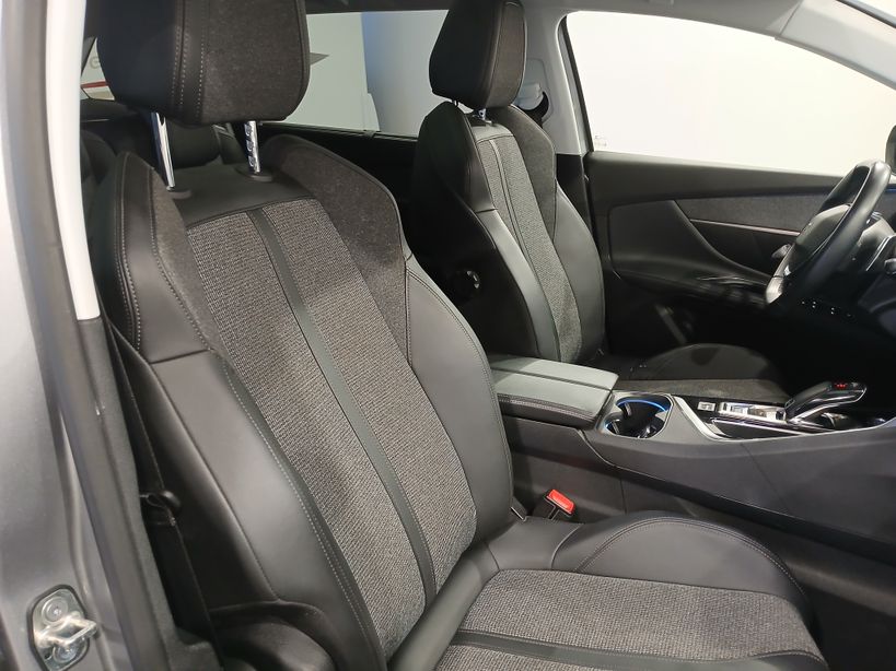 PEUGEOT 5008 BUSINESS 2020 - Photo n°9