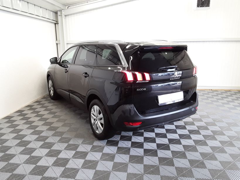 PEUGEOT 5008 2017 - Photo n°3