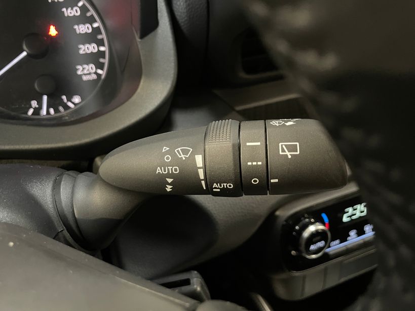 TOYOTA YARIS HYBRIDE 2025 - Photo n°26