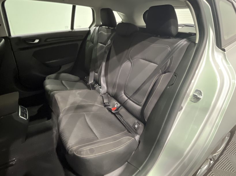 RENAULT MEGANE IV ESTATE 2019 - Photo n°9