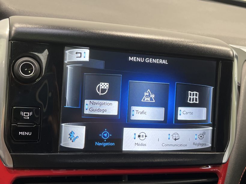 PEUGEOT 208 2014 - Photo n°15