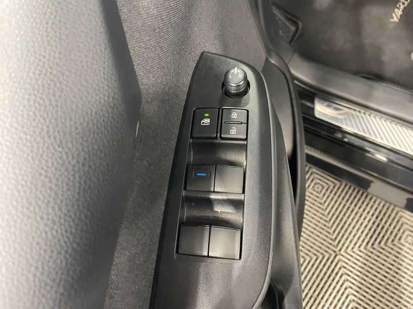 TOYOTA YARIS HYBRIDE MY21 2022 - Photo n°10