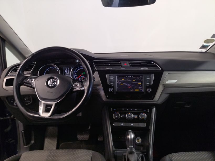 VOLKSWAGEN TOURAN 2017 - Photo n°24