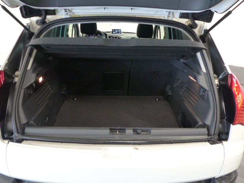 PEUGEOT 3008 2013 - Photo n°10