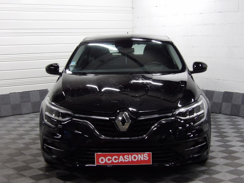 RENAULT MEGANE IV BERLINE 2021 - Photo n°2