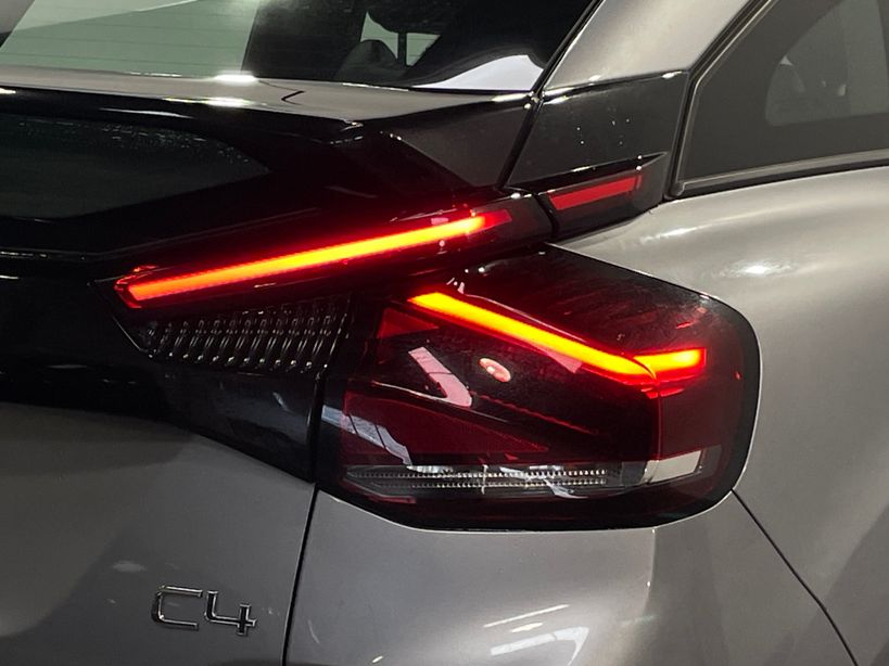 CITROEN C4 2022 - Photo n°8
