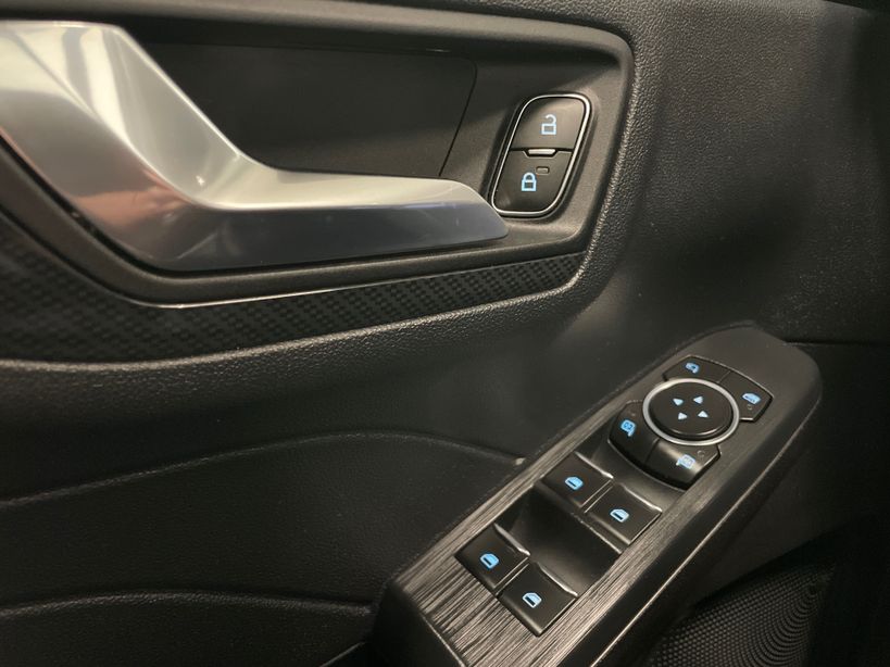 FORD KUGA 2022 - Photo n°20