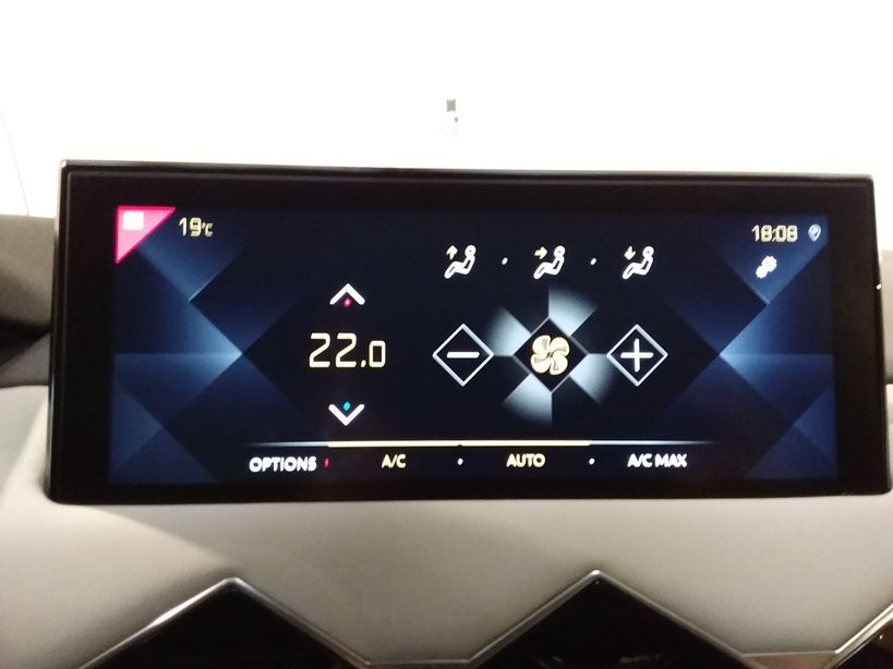 DS DS3 CROSSBACK 2019 - Photo n°26