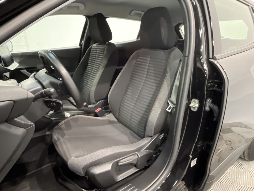 PEUGEOT 2008 BUSINESS 2020 - Photo n°9