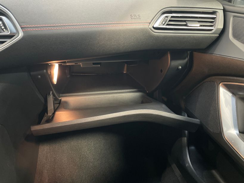 PEUGEOT 308 2021 - Photo n°25