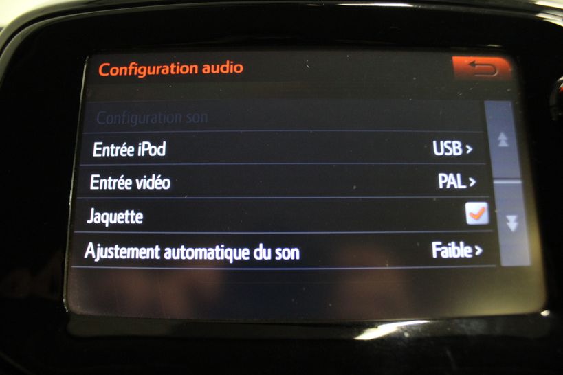 PEUGEOT 108 2017 - Photo n°17