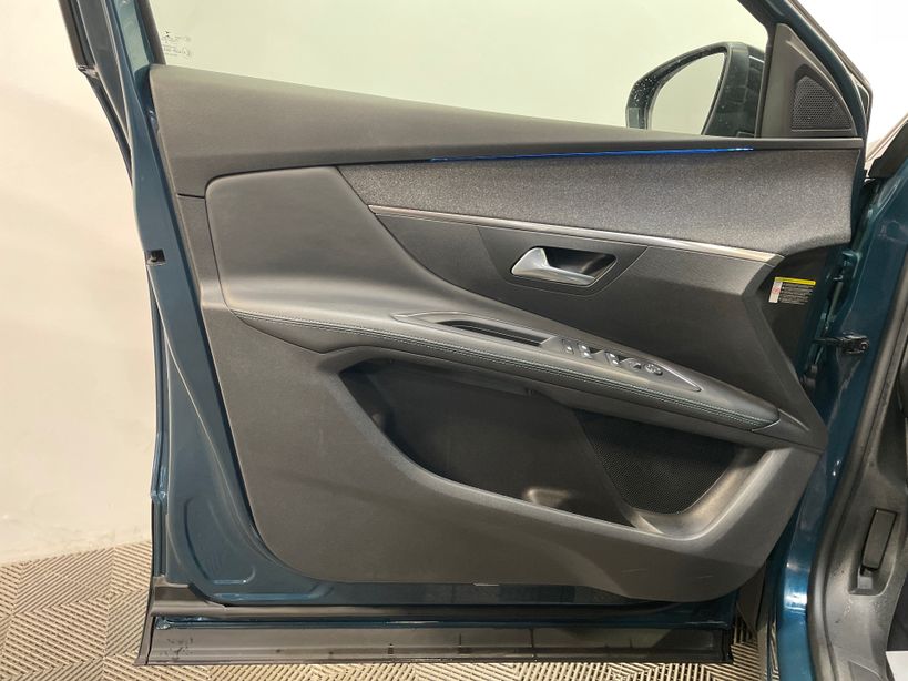 PEUGEOT 3008 2022 - Photo n°38